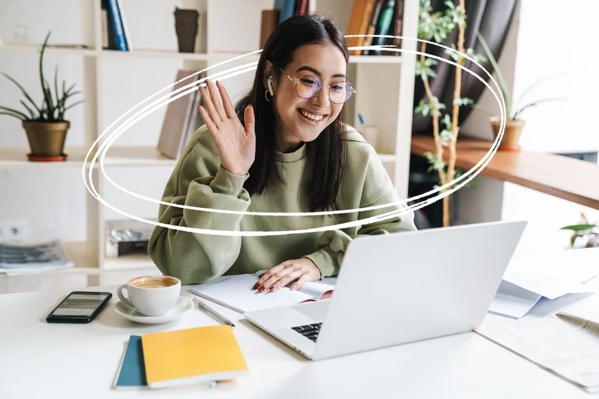 Widok celi The Cage z wąskim otworem na niebo